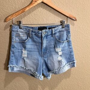 🔥BUY TWO GET ONE 50% OFF🔥
*Discount applied when you create a bundle*